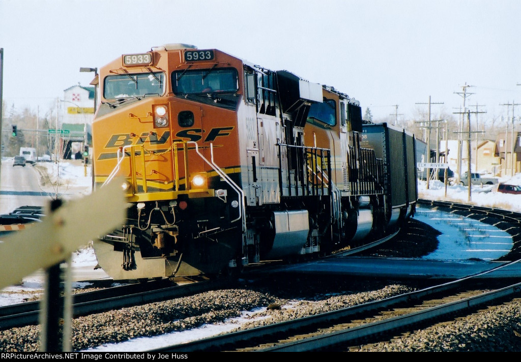 BNSF 5933 East